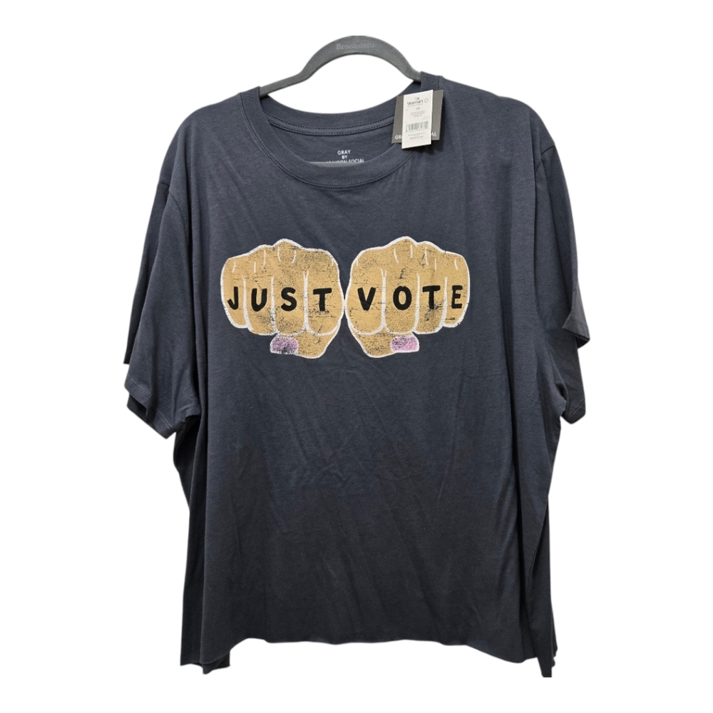 *T25937 NWT Grayson Social Plus JUST VOTE Tee